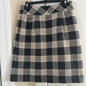 Women's Skirt Talbots Petite 4 Tan and Gray
